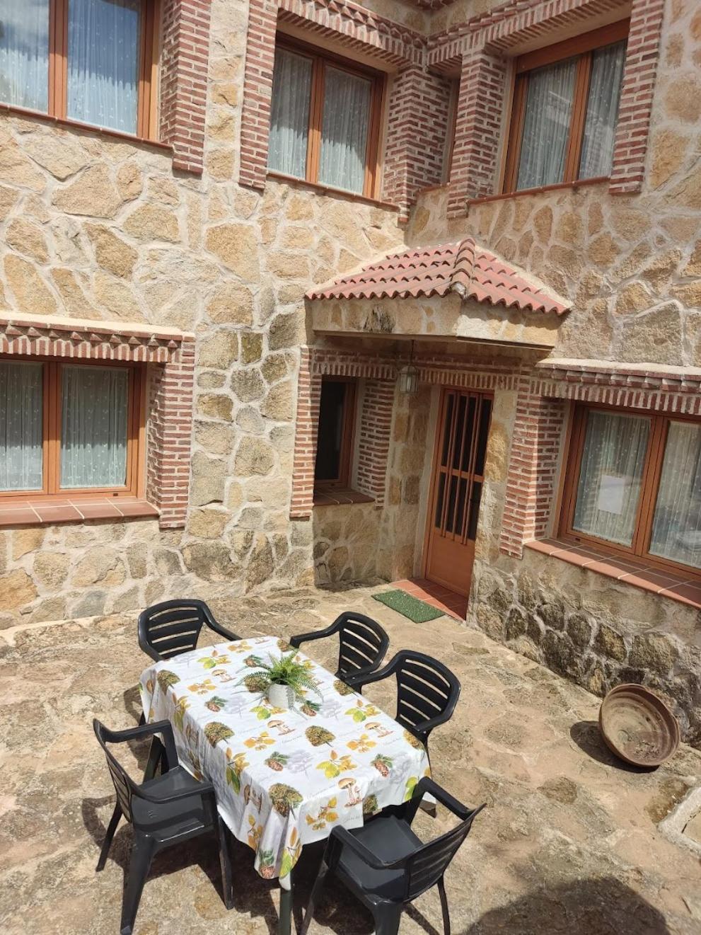Casa Rural El Pajar Navaluenga Buitenkant foto